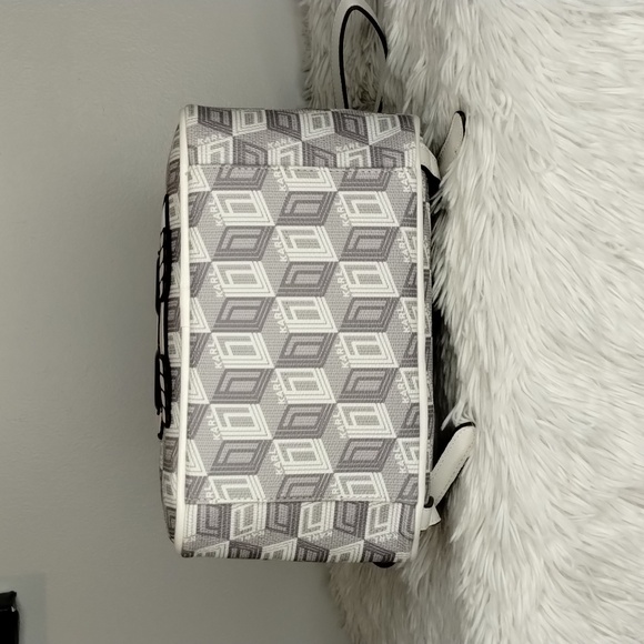 π₯Host Pickπ₯ Karl Lagerfeld Paris Adele Medium Backpack - Picture 8 of 11